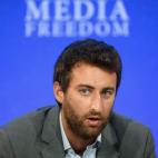 Su hijo Matthew, quien lidera la lucha para que se haga justicia