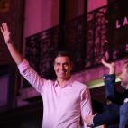 Pedro Sánchez celebra su victoria desde Ferraz