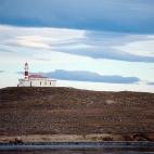 5c8ad9f32400004205a3cd73