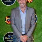 El exfutbolista portugu&eacute;s naci&oacute; el 4 de noviembre de 1972. Ha jugado en el Sporting de Portugal, en el Barcelona C.F y en el Real Madrid.