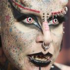 5c8ada8f360000a61b6c2fea