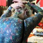 5c8ada932000009e046fde38