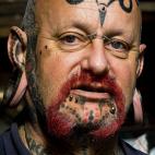 5c8ada9a240000f7054c92b1