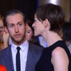 5c8ad6e3220000510019f8f2