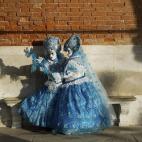 5c8a60aa230000dd042307e1