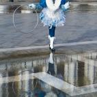 5c8a60ac240000f404a301f7