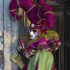 5c8a60ac230000dd042307e5