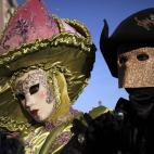 5c8a60ad2500000704c8f8e9