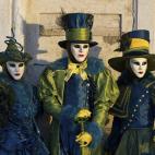 5c8a60b22500001304c8f8fc