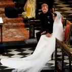 Los novios, sentados