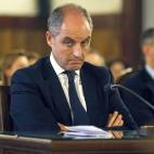 Siempre a la última. Un buen traje a medida es un regalo que nadie puede olvidar. ¡Qué se lo digan a Francisco Camps! El presidente valenciano fue uno de los primeros protagonistas del culebrón judicial del 'caso Gürtel' por la causa de l...