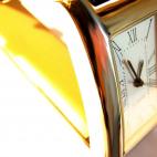 Entre los regalos de Orange Market, figuraba un reloj de 2.400 euros para la exconsejera valenciana de Turismo Milagrosa Martínez. Es una más que buena opción para tener contento a alguien que puede firmar un buen contrato.