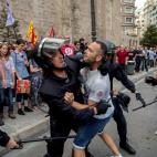 5c8ab6952300000401238f83