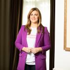 5dd434e8250000a711d2d8f3