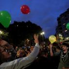 Siguen los globos, cada vez más de noche