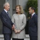 5c8a511a240000f404a2ee07