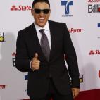 Recientemente, el cantante de merengue, Elvis Crespo, confesó haber sido también víctima del acoso mientras era niño, pero gracias a su familia pudo salir de la situación. "Yo fui una víctima más, a mí no me decían, a mí me pegaban, me...