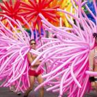 Participantes en la Marcha del Orgullo de San Francisco, en California, EEUU. Este año, su lema es: "Colorea nuestro mundo con orgullo".