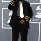 5c8adb44230000dd0423d4bf