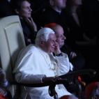 5c8adc10230000dd0423d604