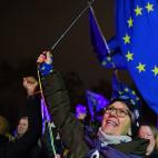 5c8a614e360000c81a6b686e