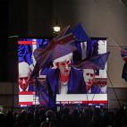 5c8a6150360000a61b6b6870