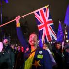 5c8a61512500000a06811385