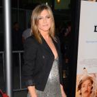 En el estreno de Life Of Crime, la revista OK! afirma que está embarazada tras estas fotos.