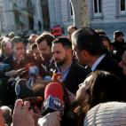 Santiago Abascal, líder del ultraderechista Vox, haciendo declaraciones ante el Supremo.