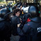 Encontronazo entre el Pequeño Nicolás y los CDR en Barcelona