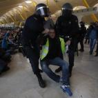 5c8addc32300005300e74fc3