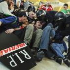 5c8addc5360000e01c6c34ab