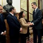 Los reyes saludan a Carmen Calvo, José Luis Ábalos y José Luis Rodríguez Zapatero