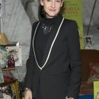 5c8addde2500000d04c9c8a3