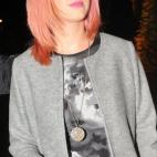 5c8addea230000d50423d8d5