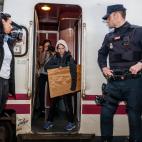 Capucha, mochila, tabla en mano al bajar del tren y cara de no haber dormido mucho la noche anterior. Greta Thunberg podr&iacute;a ser una estudiante de Arquitectura cualquiera un d&iacute;a de entrega de proyectos cualquiera. Pero no lo es; de ...