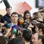 5c8abb6a360000ba1a6bf776