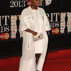 5c8ade3b2000009d036fe386