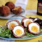 Se suelen acompañar con una ensalada, aunque su autora no descarta servirlos con patatas. "De hecho nosotros lo hemos acompañado de salsa barbacoa para mojar". Consulta la receta en Cookpad.