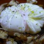 "Si te gustan las setas y los huevos, éste es tu plato". Puedes ver la receta en Cookpad.