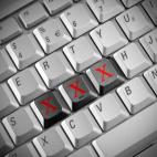 Miguel Ángel Huysmans, Colomán Trabado y Manuel Troitiño, parlamentarios del PP en la Asamblea de Madrid fueron cazados mirando una web porno mientras la diputada socialista Helena Almazán defendía una iniciativa a favor de las mujeres malt...