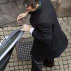 5c8ac9c42500000704c9a61a