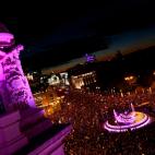 5c8a7d3b2400000a05a3242c