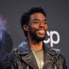 El actor afroamericano, c&eacute;lebre por encarnar al superh&eacute;roe Black Panther en las pel&iacute;culas de Marvel, falleci&oacute; el 29 de agosto a los 43 a&ntilde;os como consecuencia del c&aacute;ncer de colon que padec&...