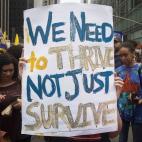 5c8b43e1230000dd0424759c