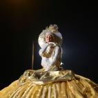 5e122f03250000041998fcba