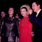 Junto a Carlos de Borb&oacute;n-Dos Sicilias y a Ana de Orle&aacute;ns. 1974.