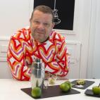 Puedes seguirlo en @albertochicote