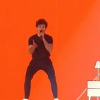 Miki ha cerrado la gala para España.