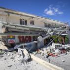 5e15d889250000ffddd32241